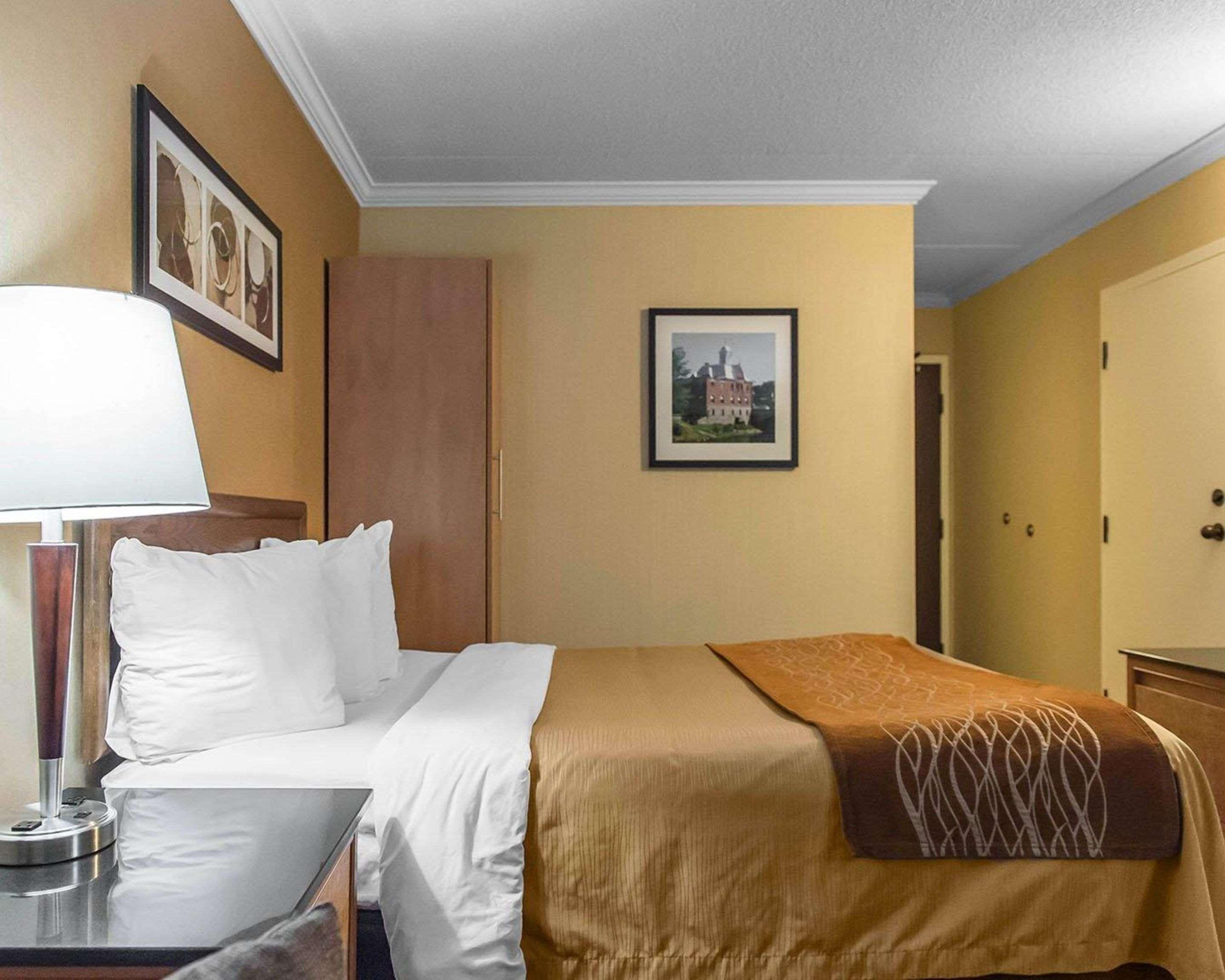 Comfort Inn Pembroke Buitenkant foto