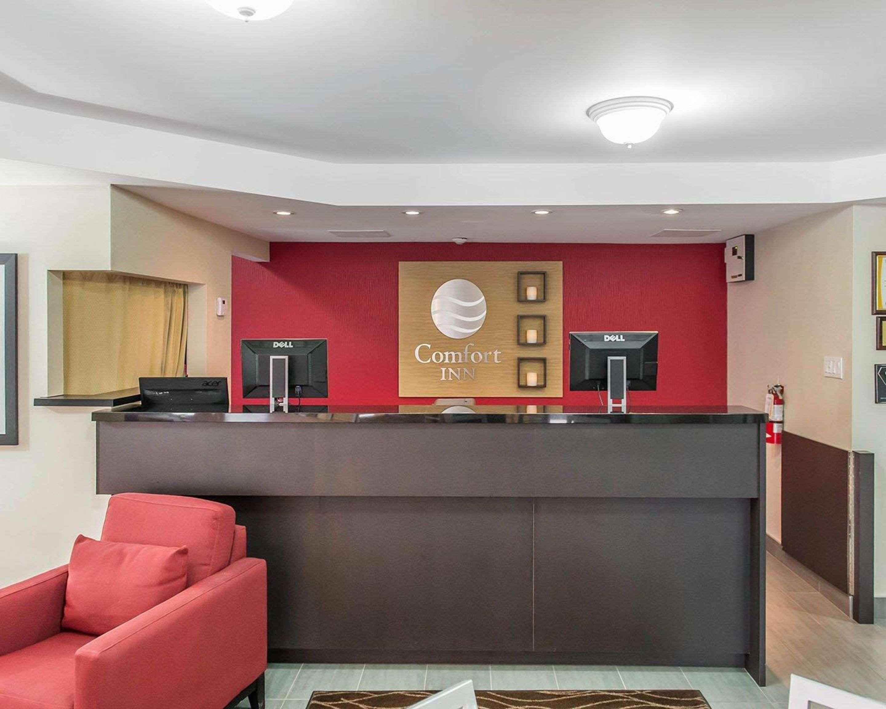 Comfort Inn Pembroke Buitenkant foto